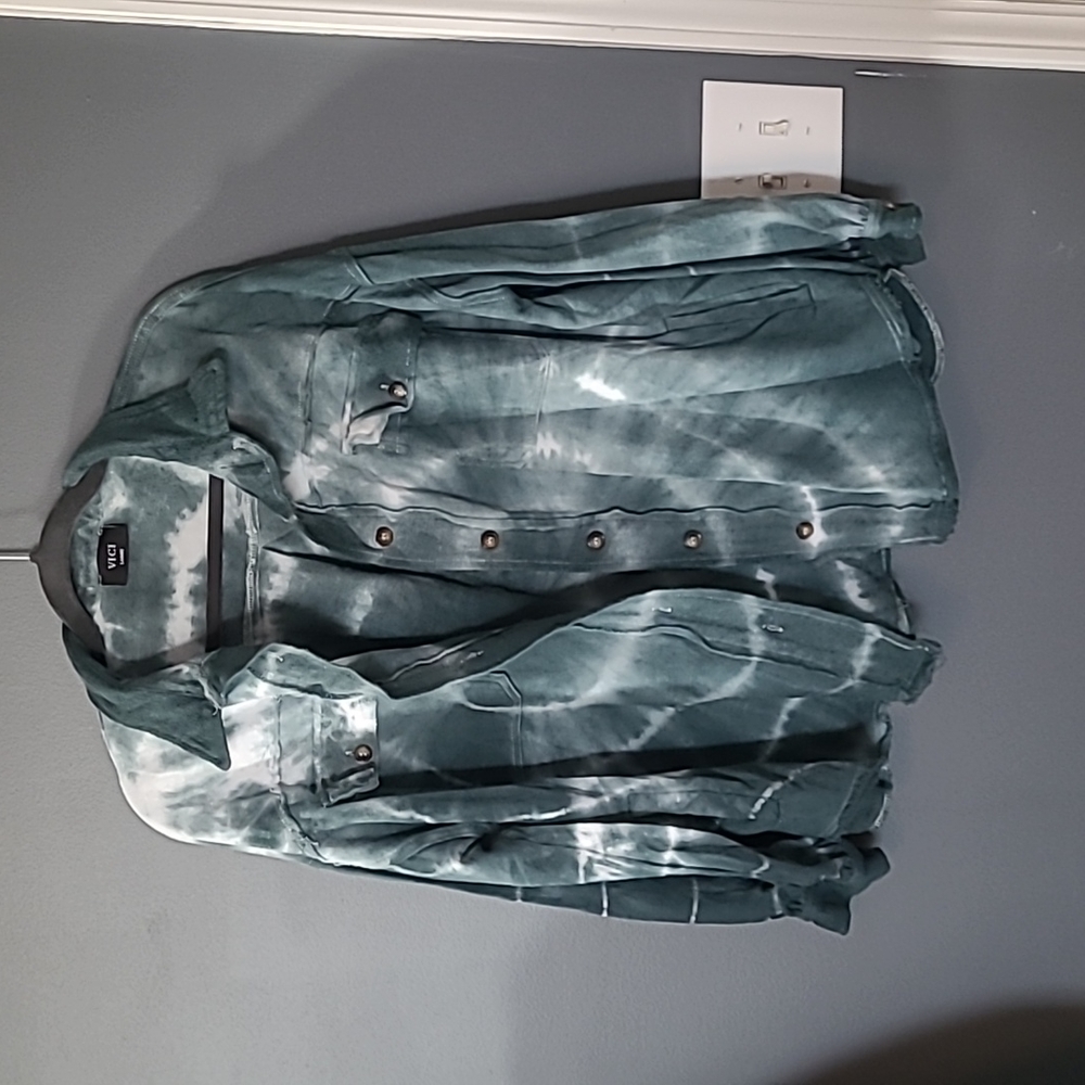 Vici Tie-Die Shacket